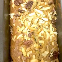 Snapdishの料理写真:Banana bread with pecan nuts and coconut chips|FRCさん