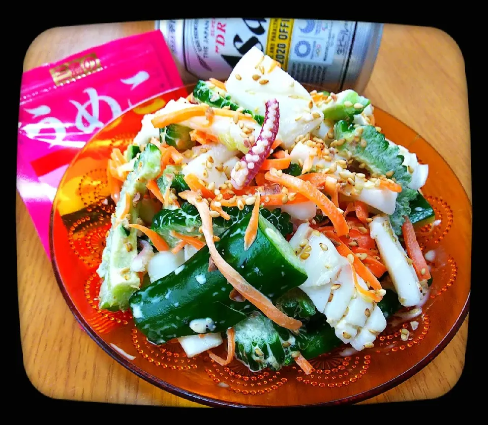 からあげビーちゃんの料理
ゴーヤレシピはじめました♪夏野菜とイカの梅マヨサラダ|ひとみんΨ(*´∀｀)Ψさん