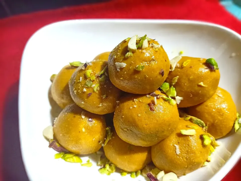 Besan(Gramflour) Laddu..|Usha Mishraさん