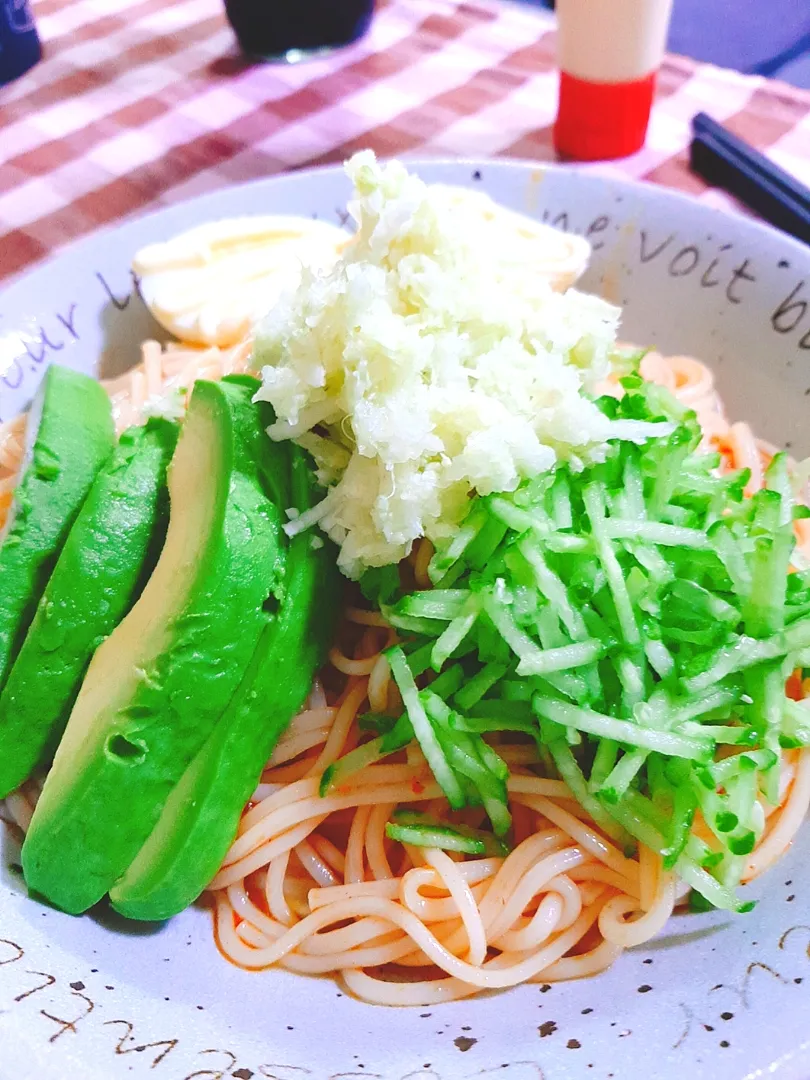 今日は息子が作ったビビン麺|マイキーさん