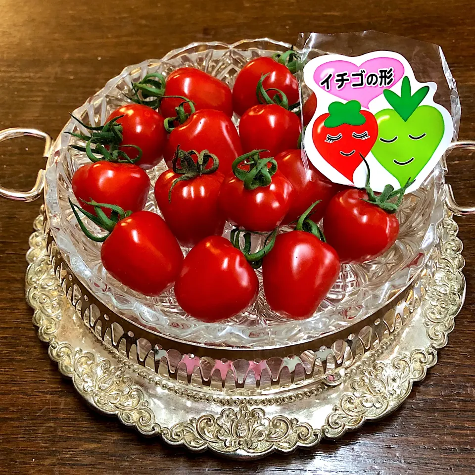 🍓イチゴほ形ミニトマト🍅|henryさん