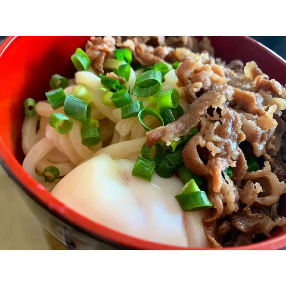 ぶっかけ肉うどん温玉のせ🥚|HALさん