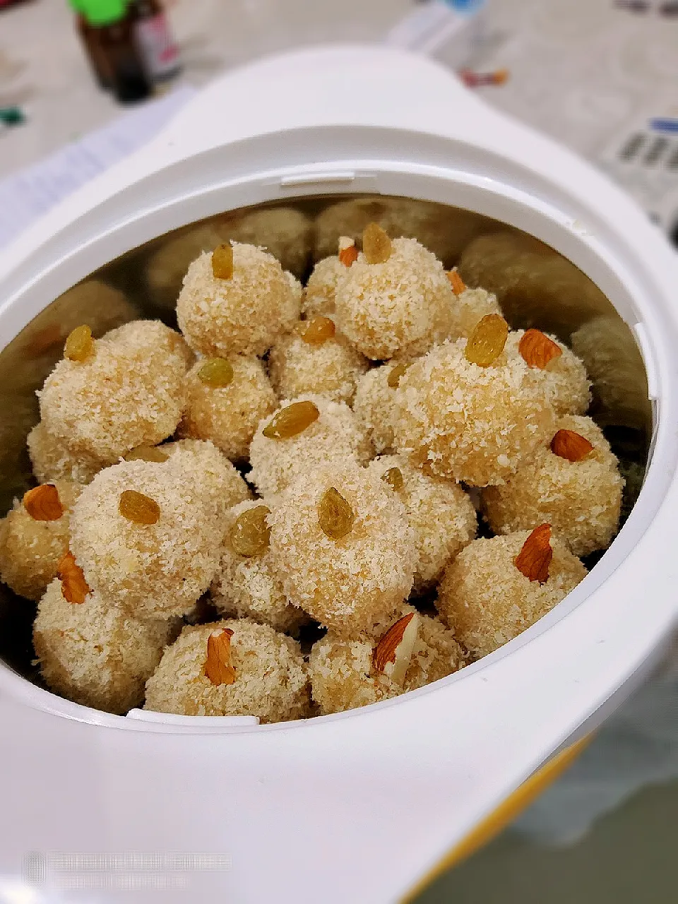 nariyal ka laddoo for rakhi festival|IndianHands🙏さん