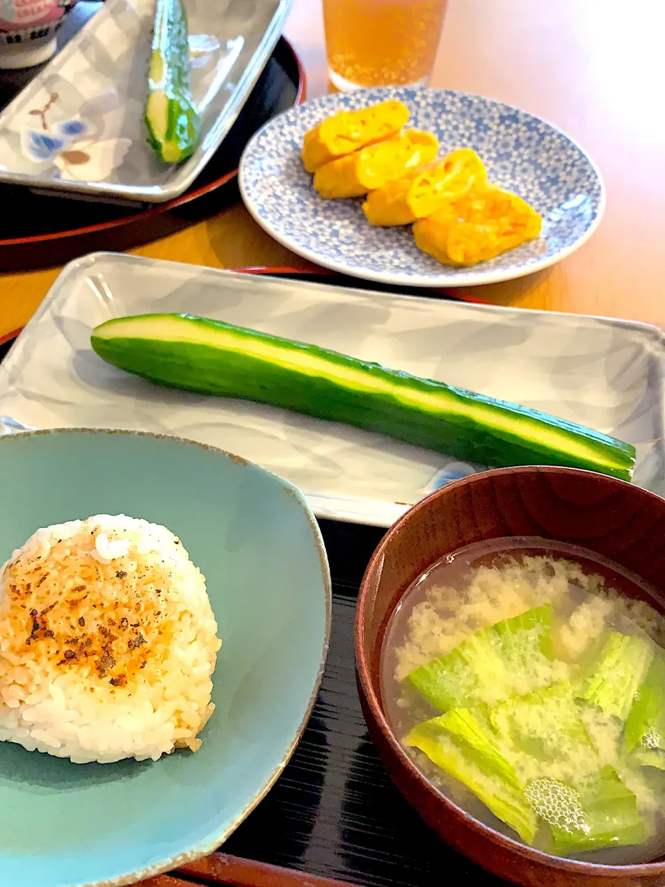 Snapdishの料理写真:きゅうりの一本漬けで朝ご飯|Mikaさん