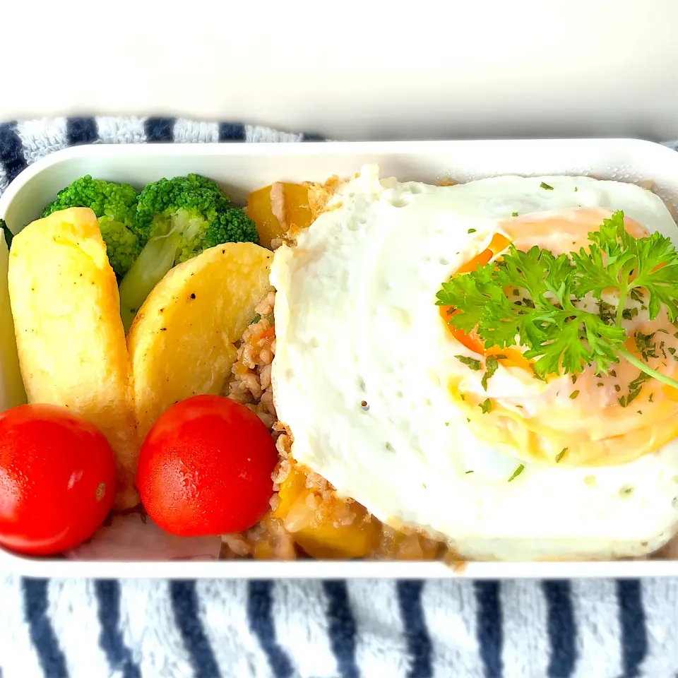 ガパオライス弁当🍴|かおさん