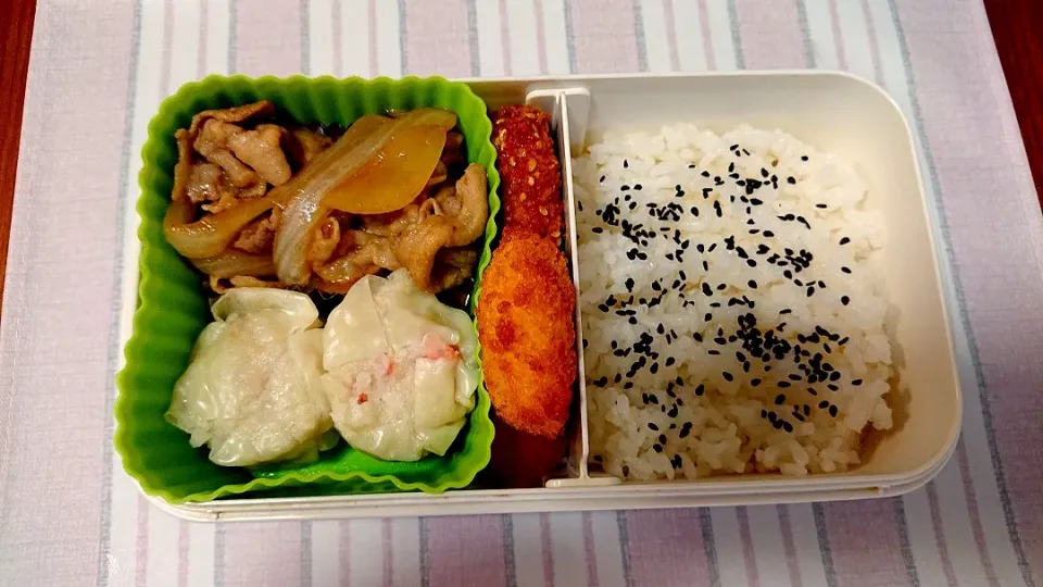 しょうが焼き❤️旦那さんお弁当🎵😊|かおるcitronさん