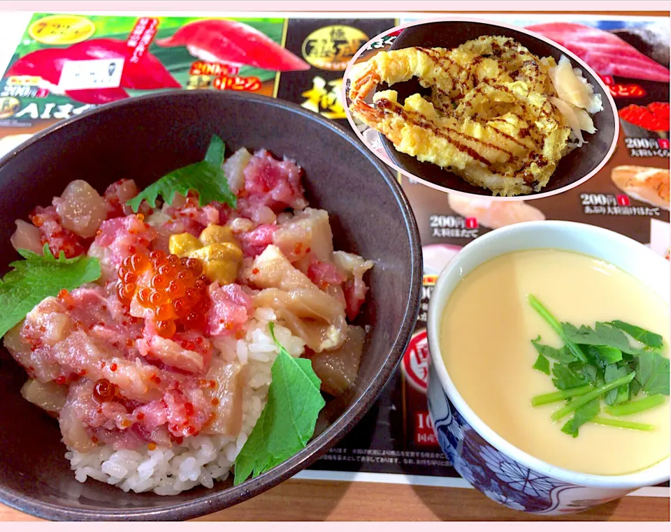 くらランチ　海鮮丼からのオニオン海老天丼770円|すくらんぶるえっぐさん