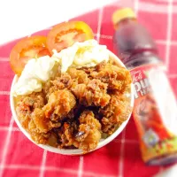 Snapdishの料理写真:very hot and spicy crispy chicken
using "sambal terasi" made from shrimp and a little bit stinky but it's umami 👍 most Indonesian like it|emak naboxさん