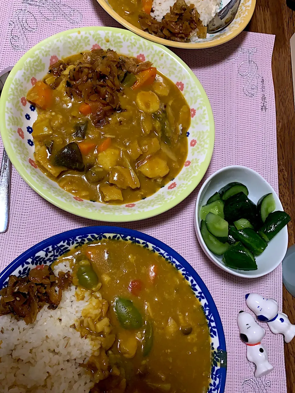 Snapdishの料理写真:カレーライス♪3人晩ごはん~(^^)♡|Mieco 12943さん