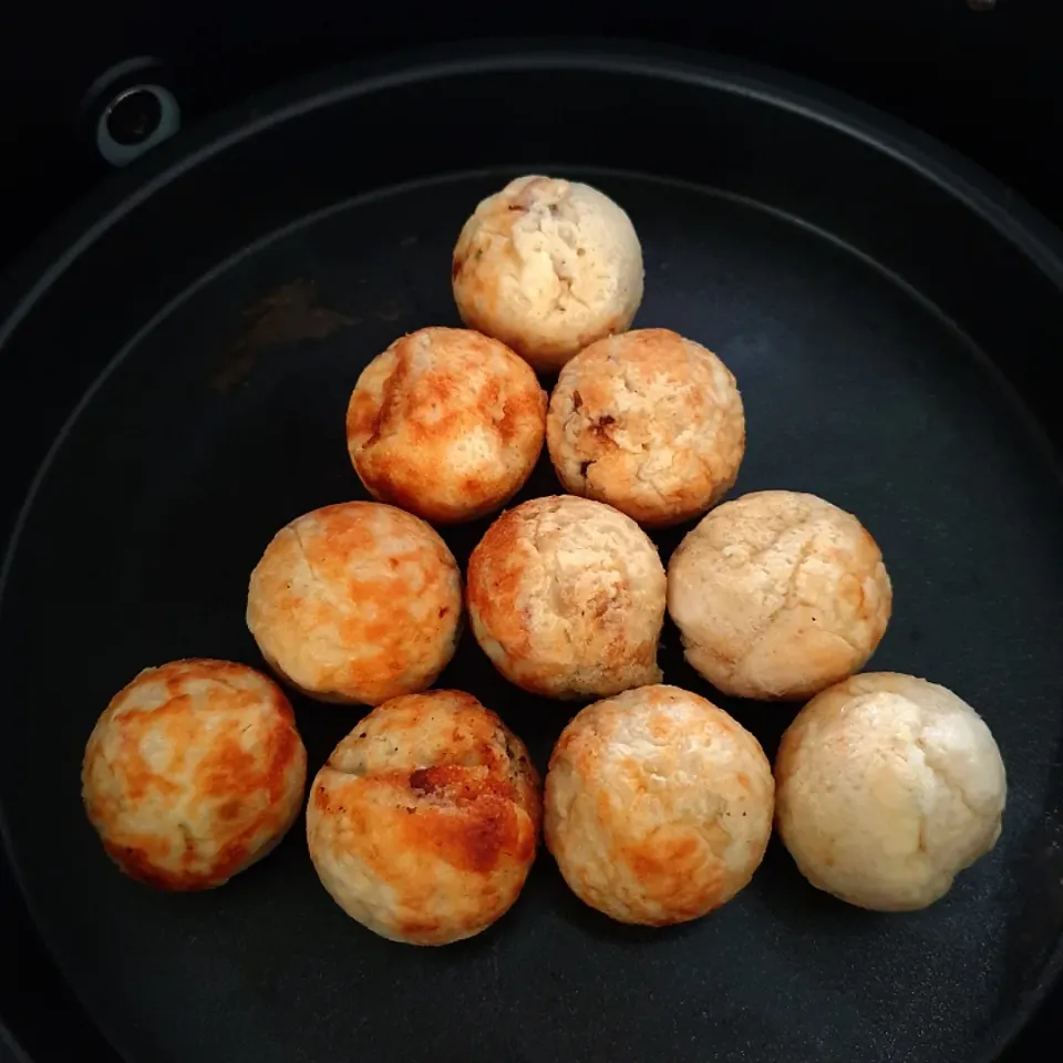 Snapdishの料理写真:Takoyaki @ 章鱼烧 @ たこ焼き|envymaqueenさん