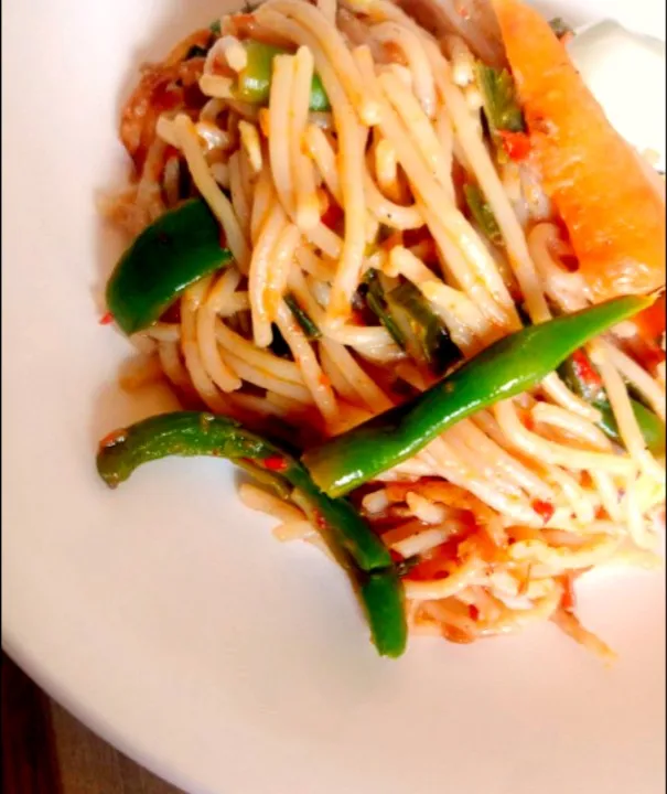 stir fried spaghetti with veggies|Evaさん