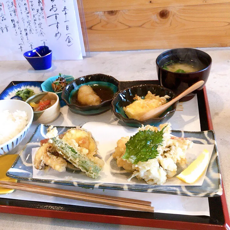 鱧の天ぷら定食🥢|ちゃみこさん