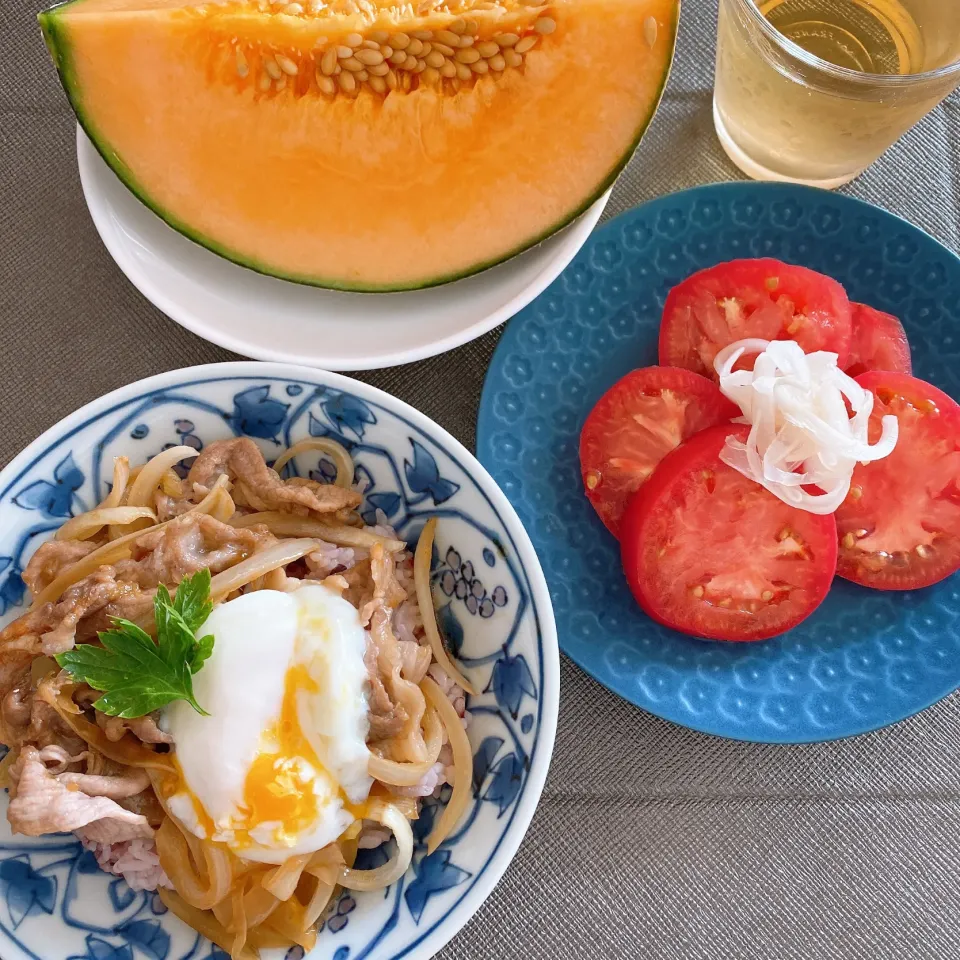 レンジで豚丼( ´罒`*)✧"お昼ご飯|サチャンさん