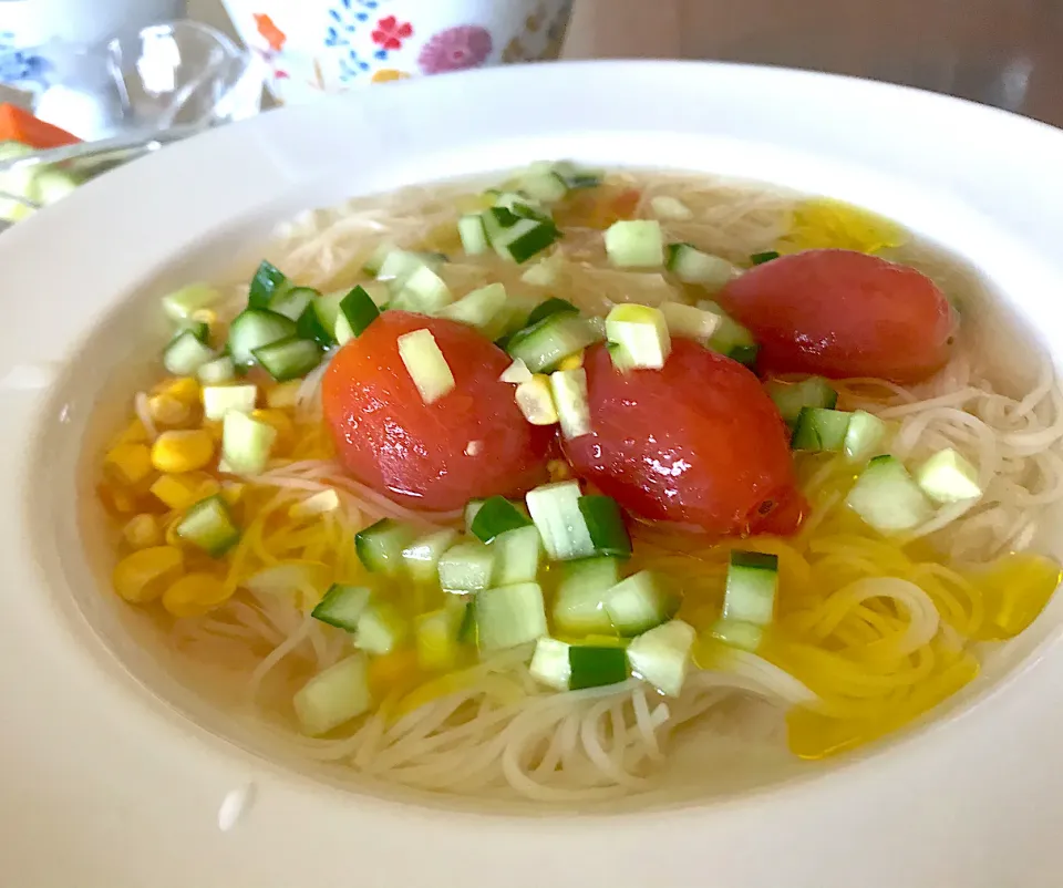 塩レモンとオリーブの素麺|Sachiko  Omiyaさん