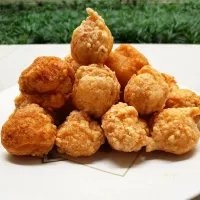 Fried Pork & Shrimp Meatballs |Alexfavfoodさん