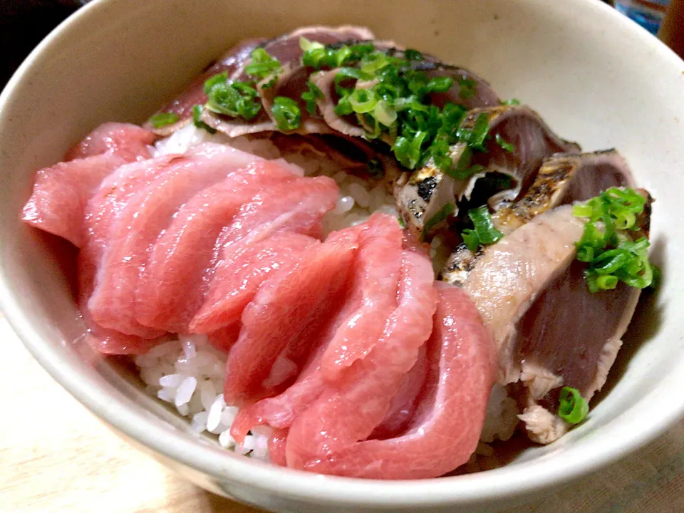 本鮪大トロ、鰹のたたきの二色丼|ikepさん