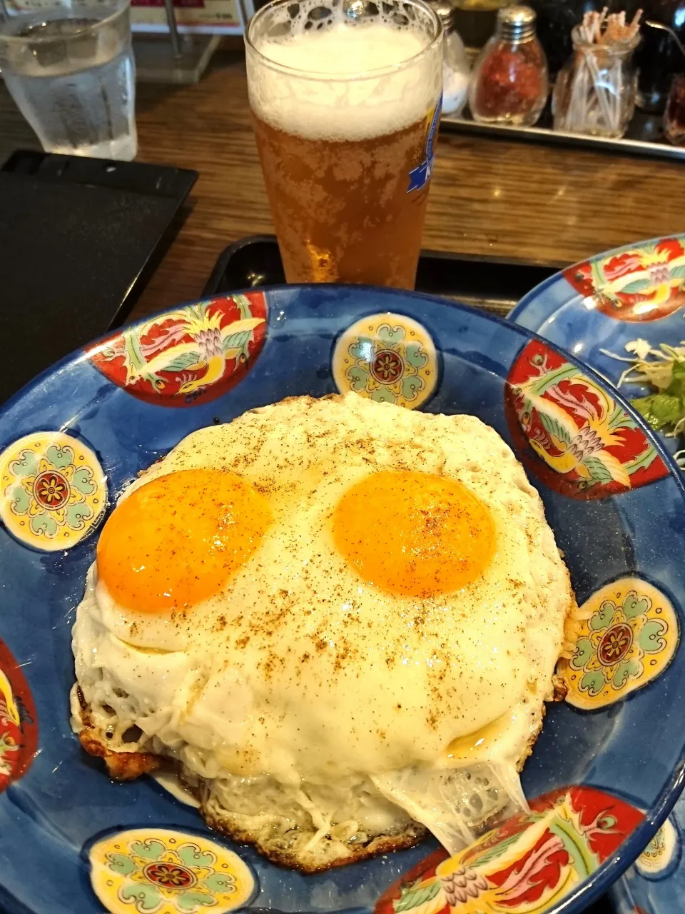 今治・白楽天の焼豚玉子飯とビール|すーさん