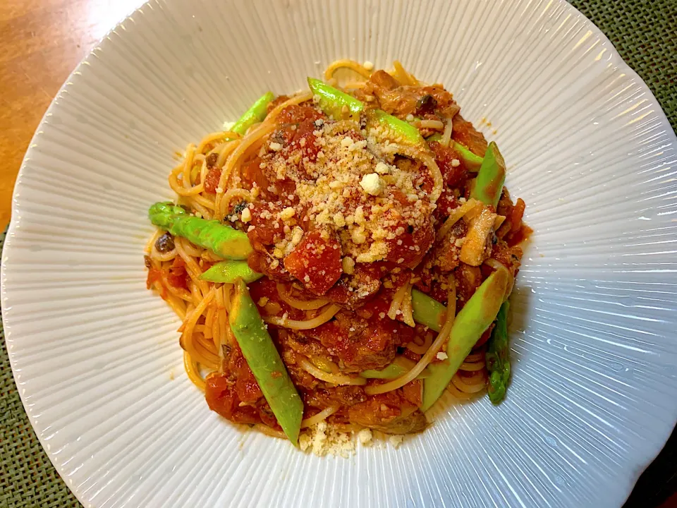 いろはさんの料理 鯖缶とトマト缶で簡単パスタ☝|fu♡さん