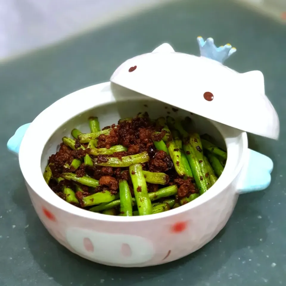 envymaqueen's dish Stir Fry Green Beans w/ Minced Pork|envymaqueenさん