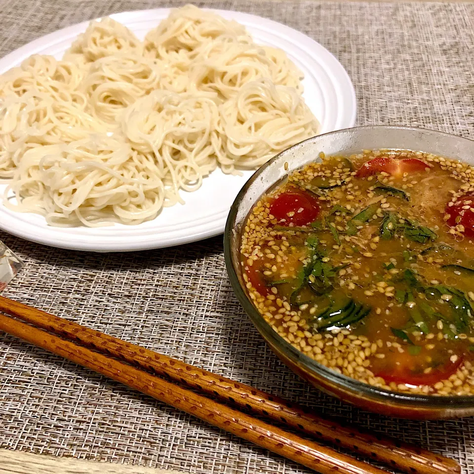 冷や汁そうめんの夜ごはん|ゆかｕさん