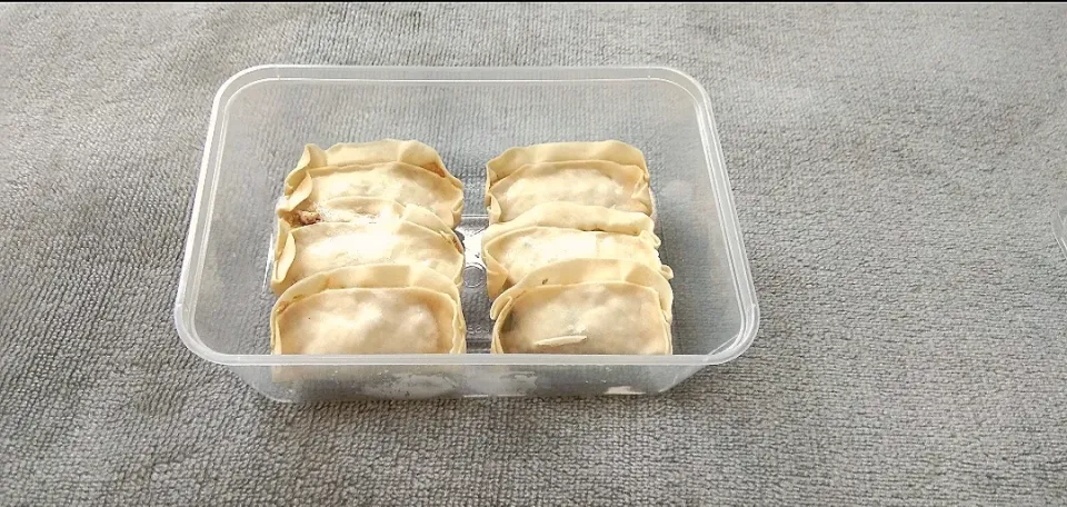 Snapdishの料理写真:Gyoza isi Ayam & Udang|Fitriさん