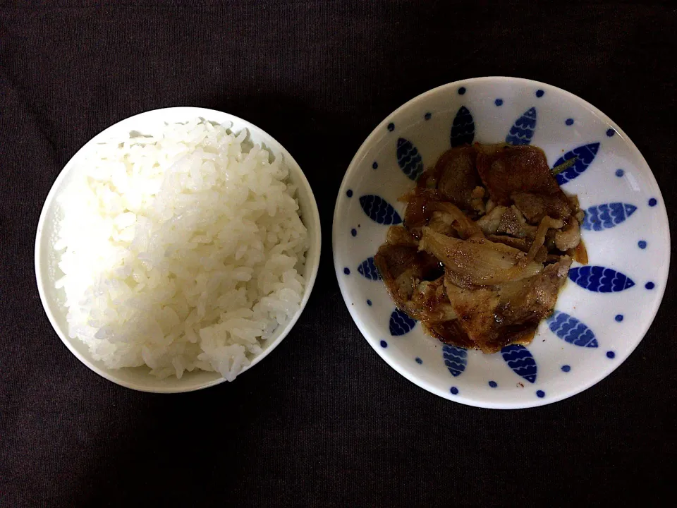 Snapdishの料理写真:豚肉バラ焼肉ご飯|ばーさんさん