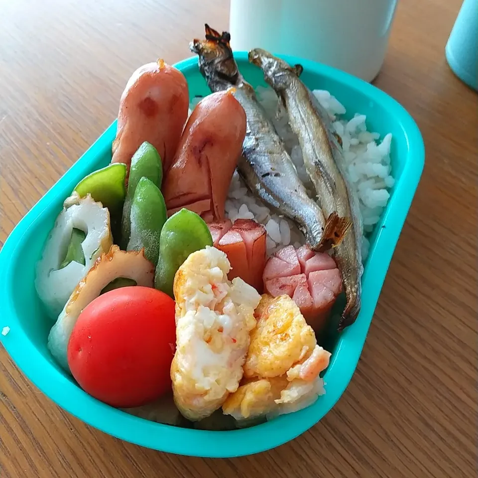 シシャモvsソーセー人弁当|まきごろうさん