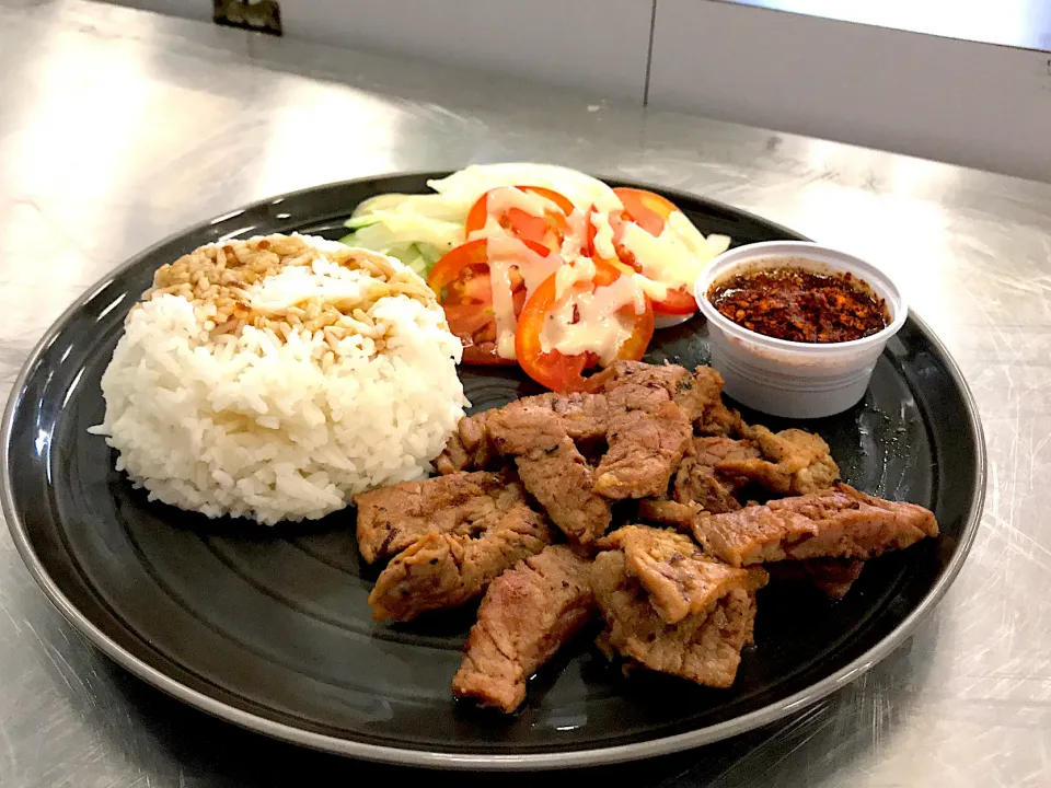 Beef grill & Thai rice spicy sauce|ouangさん