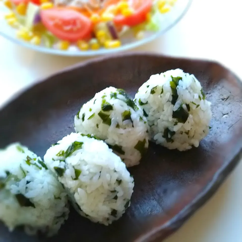 わかめご飯おにぎり|まめころさん