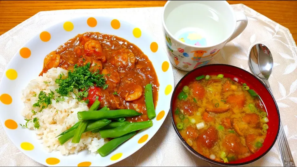 8/6の夕食
シーフードカレー
トロトロなめこ汁|卯月さん