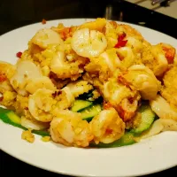 Snapdishの料理写真:避风塘烩海鲜 Seafood Cantonese-style|幸福的厨子家さん