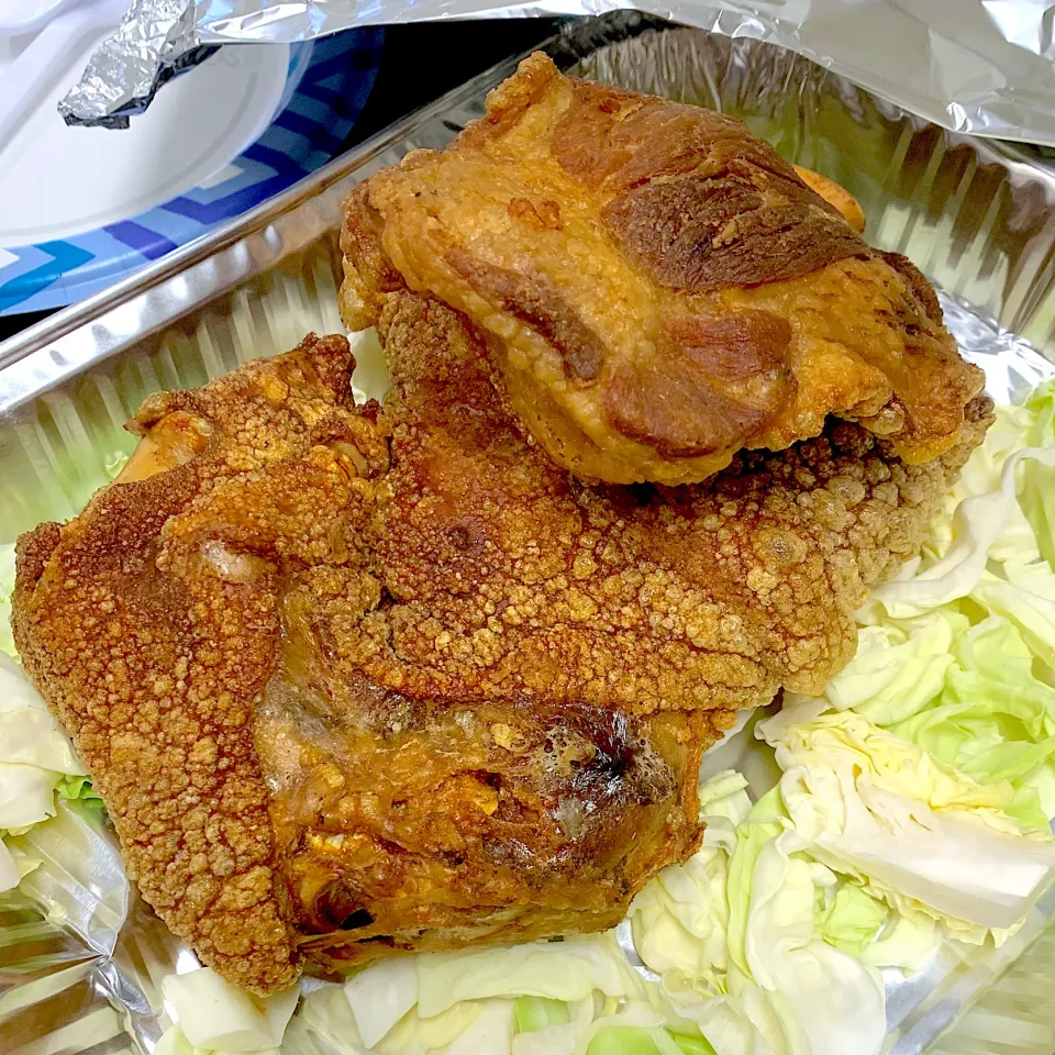 Omg!!! Crispy Pata  “Fried Pork Leg”|🌺IAnneさん