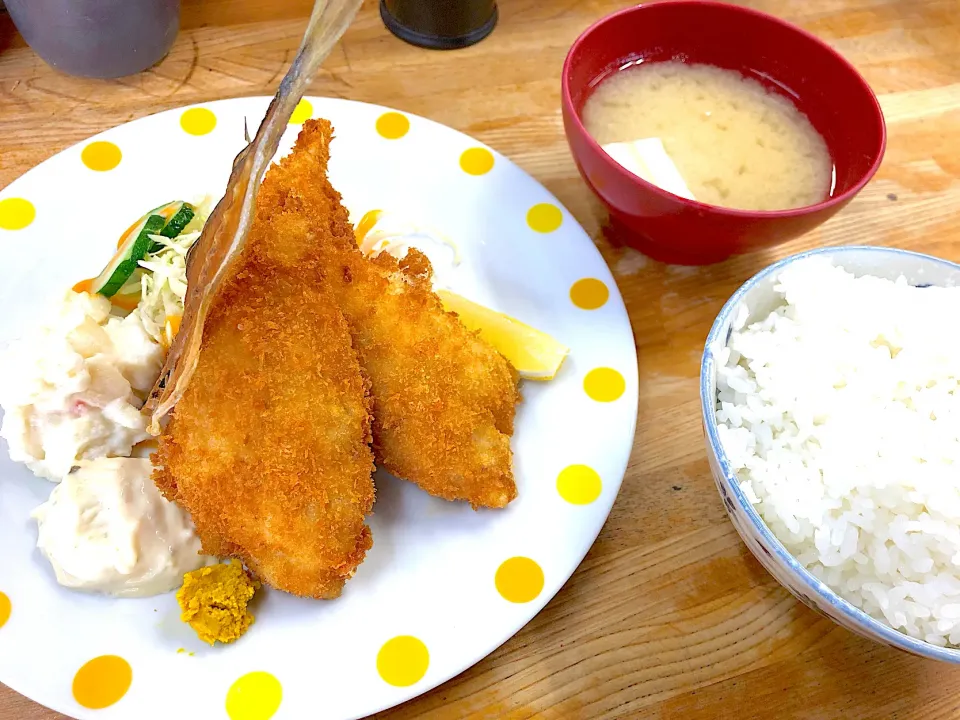 あじフライ定食|まさるさん