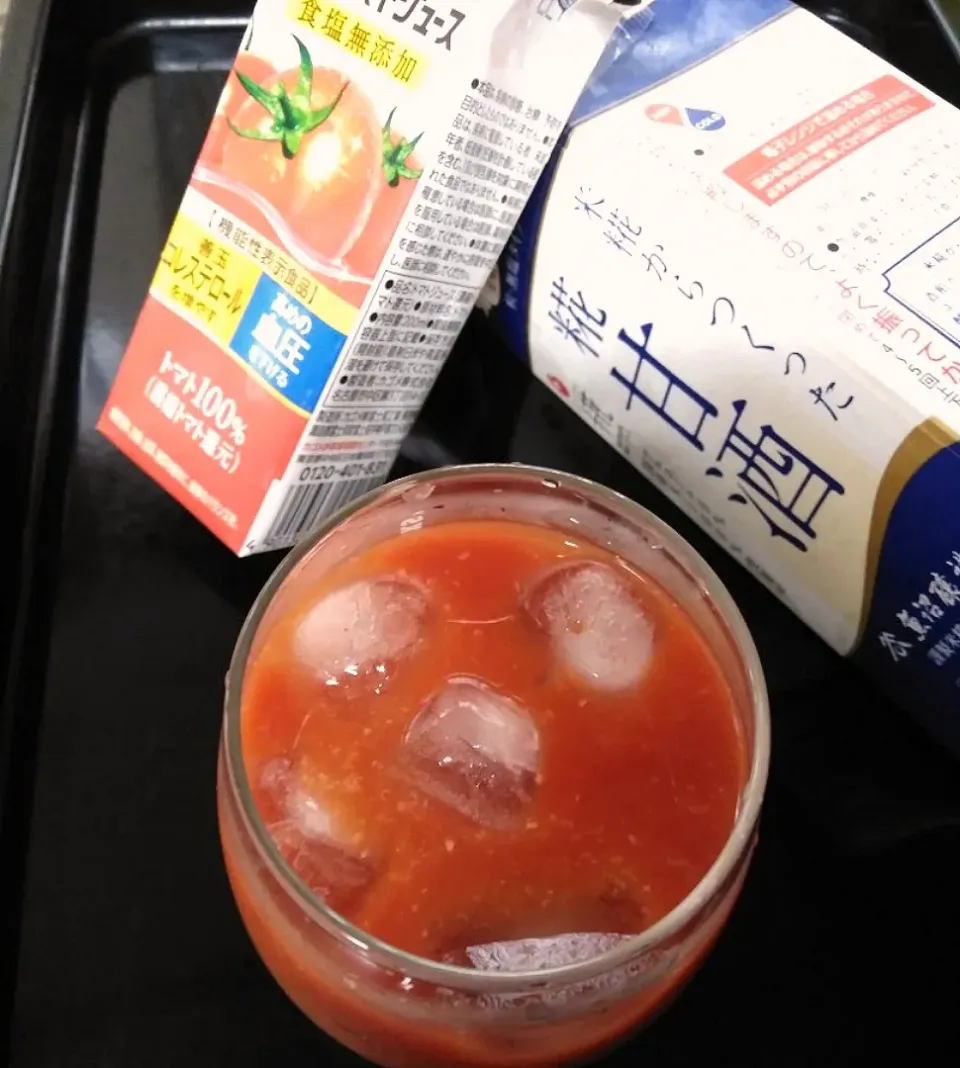 トマトジュース🍅＋糀甘酒＝苦手な人でも飲みやすい♥|izu-miさん