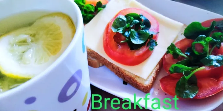 Bread & Cheddar Cheese
Fresh Lemon Drink|Harlina  (Malaysia)さん