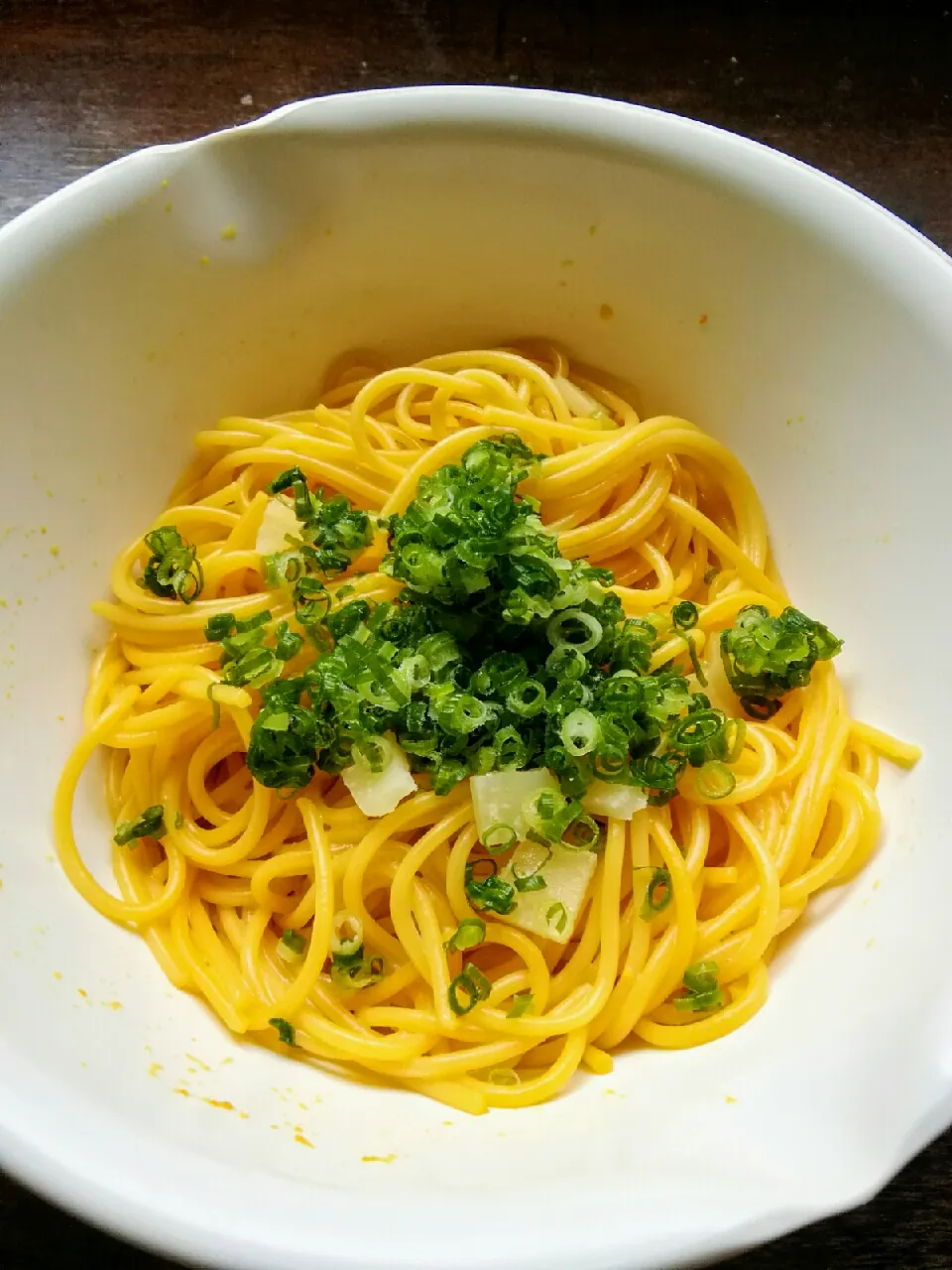 アジアーゴチーズ入り粒うにのシンプルパスタ🍝|にんにくと唐辛子が特に好き❤️(元シャリマー)さん