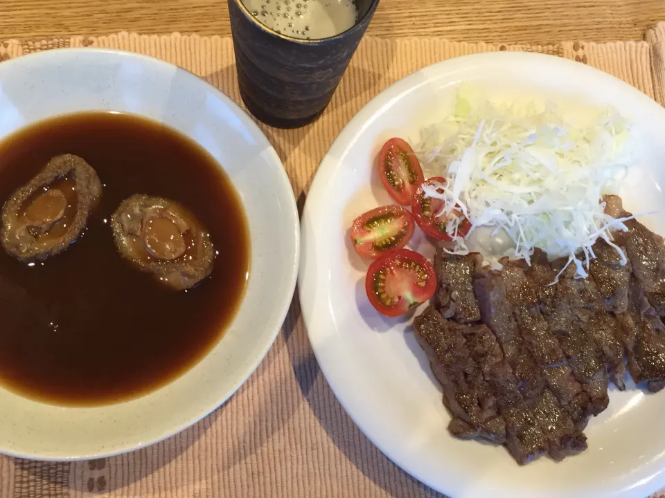 赤牛ステーキとアワビの姿煮|秋丸憲和さん