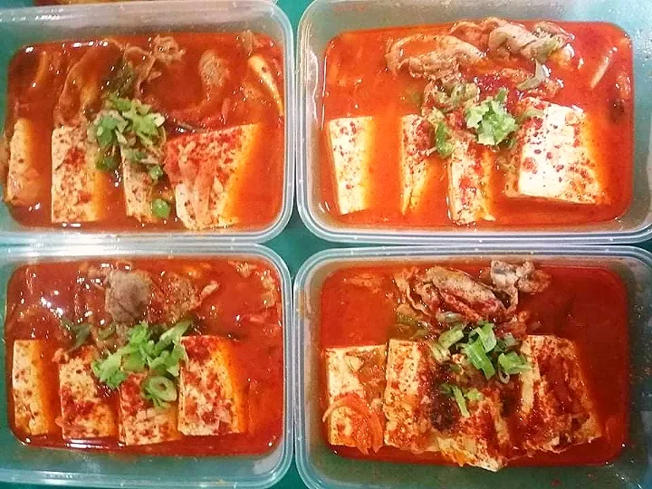 Kimchi stew|Carmi Lubong-Morenoさん