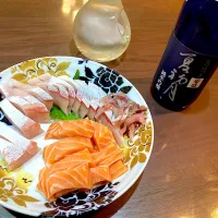 Snapdishの料理写真:魚肴鮭酒|A Nakajimaさん