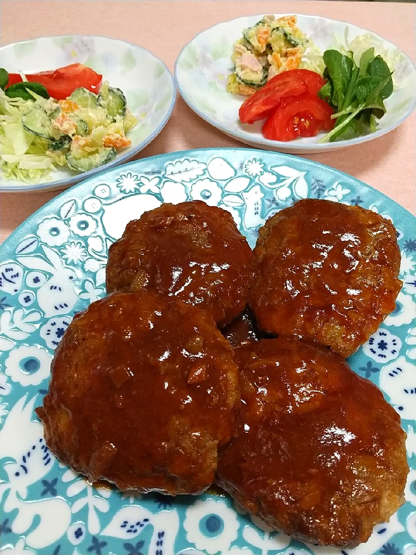 ☆今日の晩ごはん☆　ハンバーグ　ポテトサラダ|hamamaさん