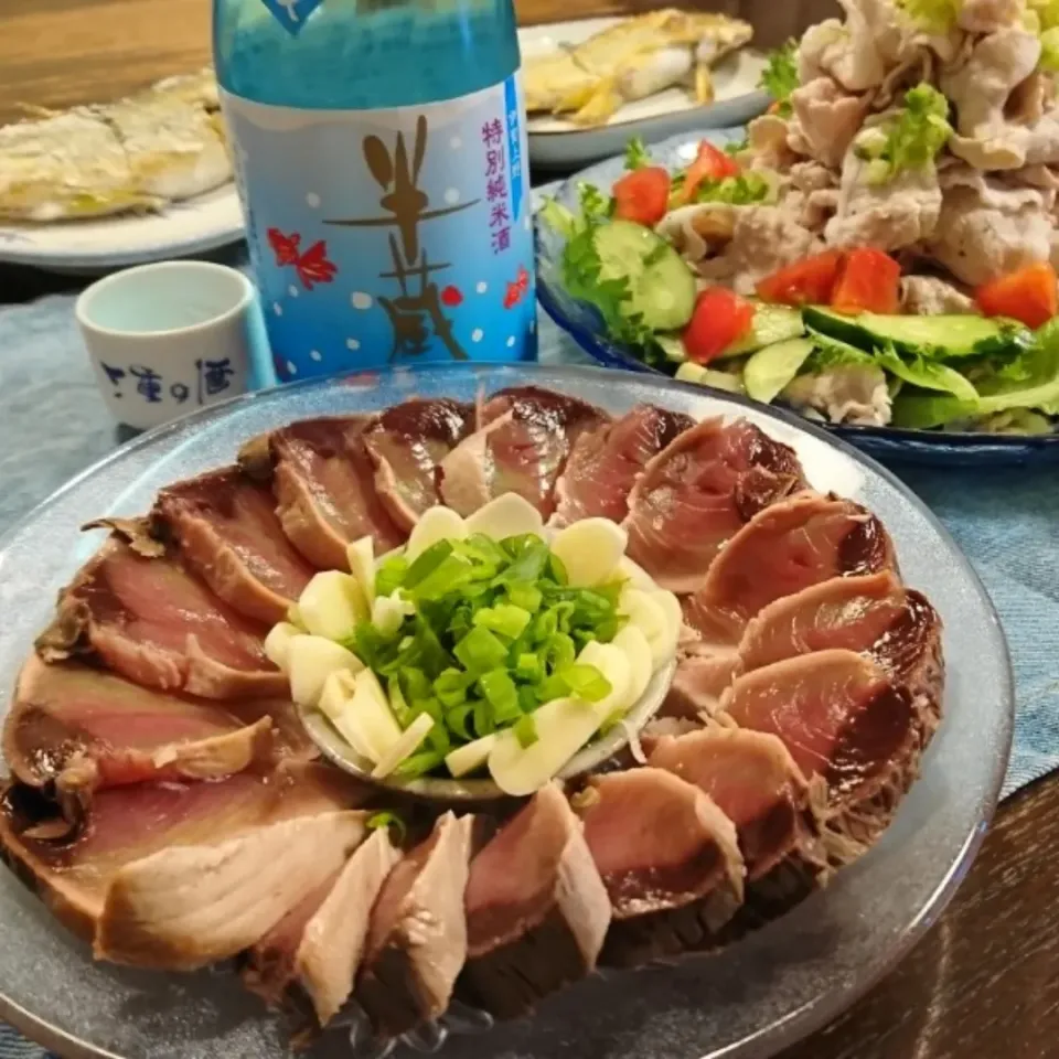 Snapdishの料理写真:鰹のたたき(*^^*)|しーPaPaさん