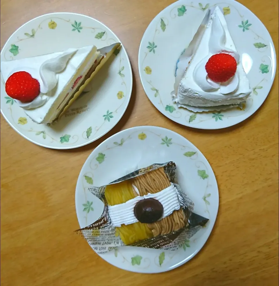 ３時のおやつ🍰🌰|しまだ ちえこさん