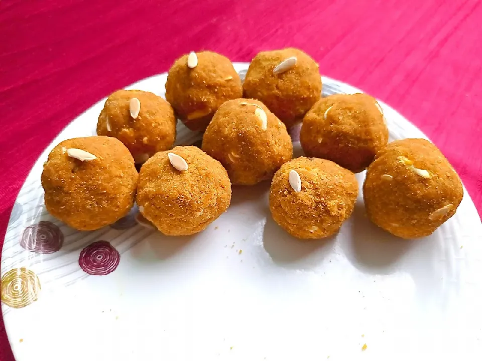 homemade laddu|Sangita Sinhaさん