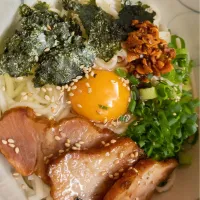 Snapdishの料理写真:油そば風うどん|joyrideさん