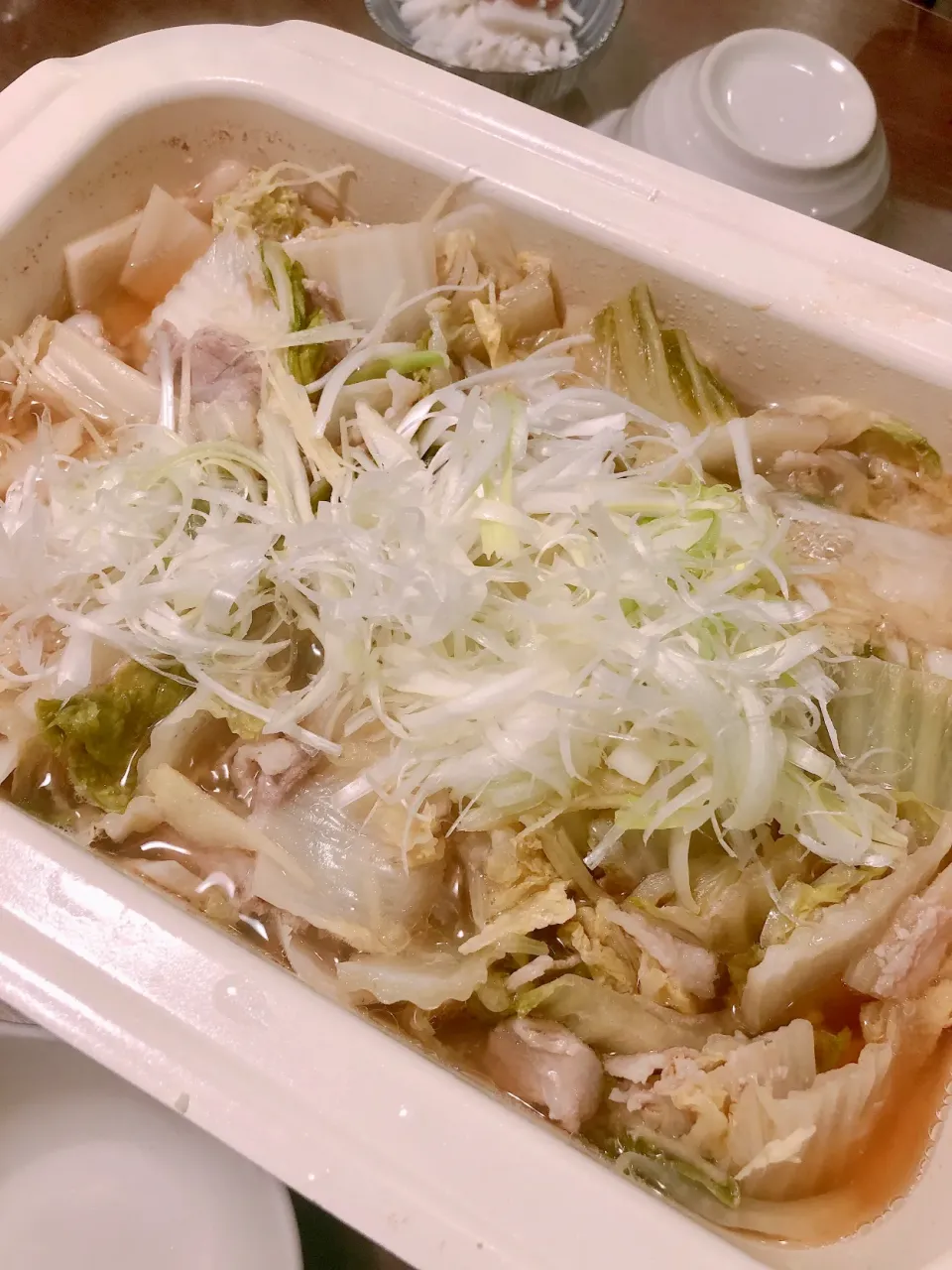 Boiling Layered Chinese cabbage and sliced pork belly seasoned soy sauce and Dashi|taka-chanさん