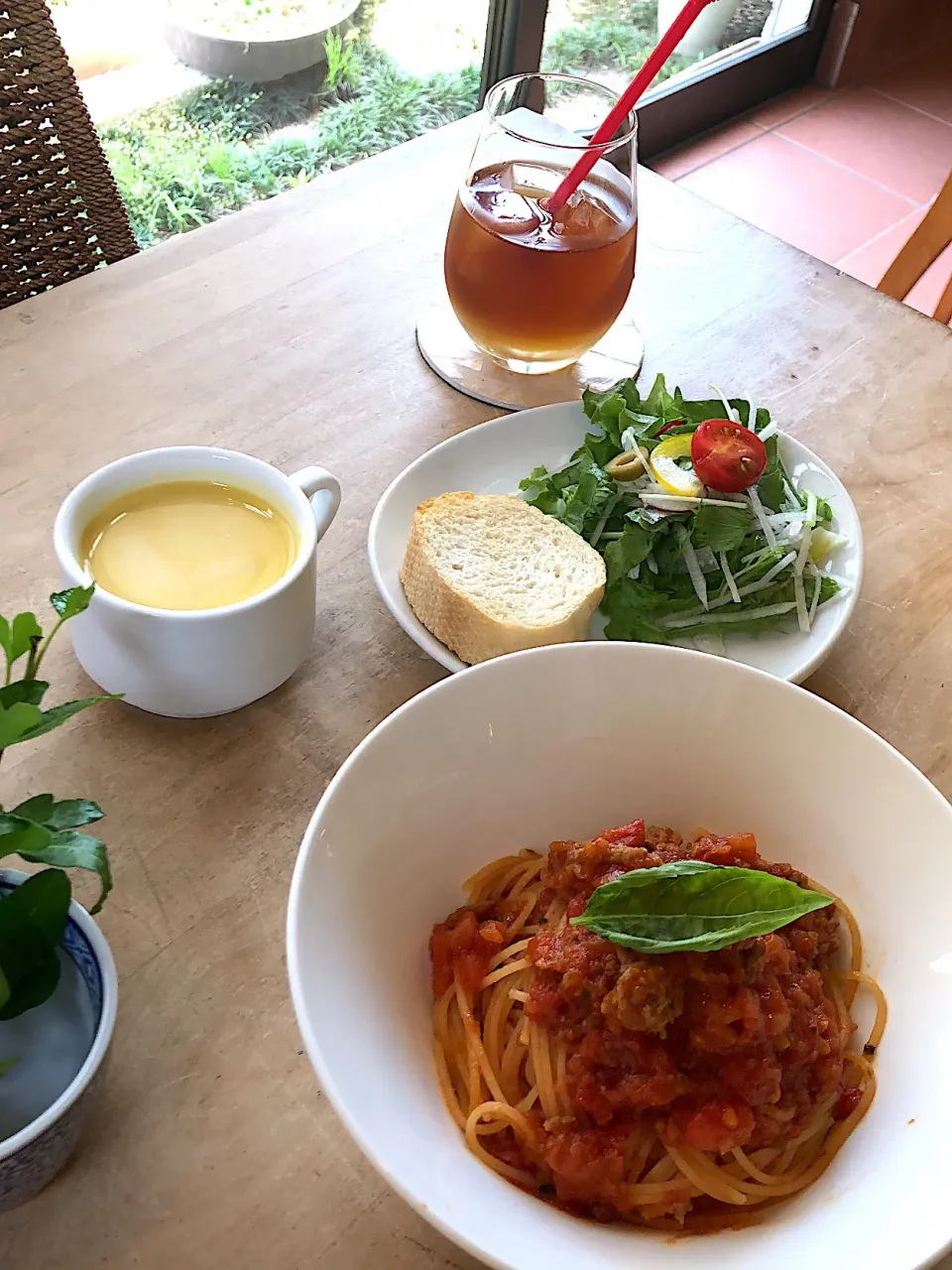 Snapdishの料理写真:パスタランチ🍝|りょうさんさん