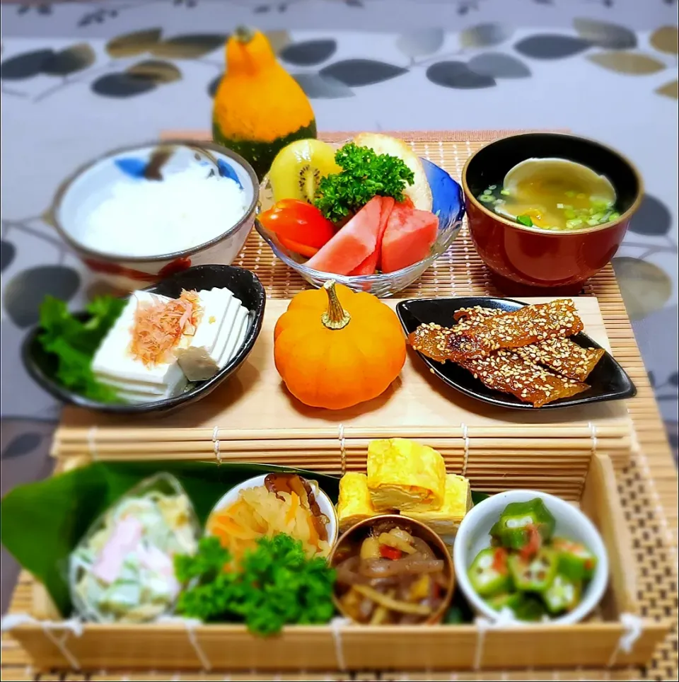 今日の朝ご飯🍚|こまちさん