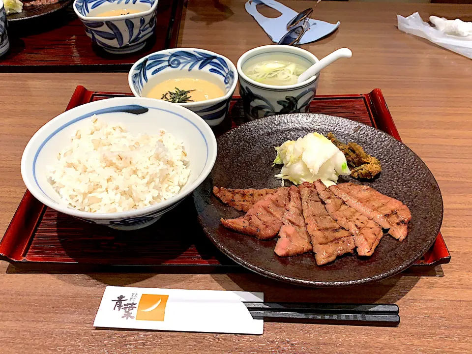 牛タン定食😍😍😍|大塚麻美さん