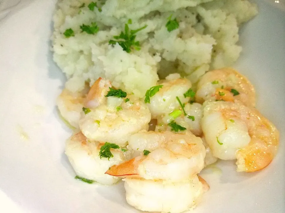 🍤Shrimp Scampi with Mashed Cauliflower 🍤|MaggieH17さん