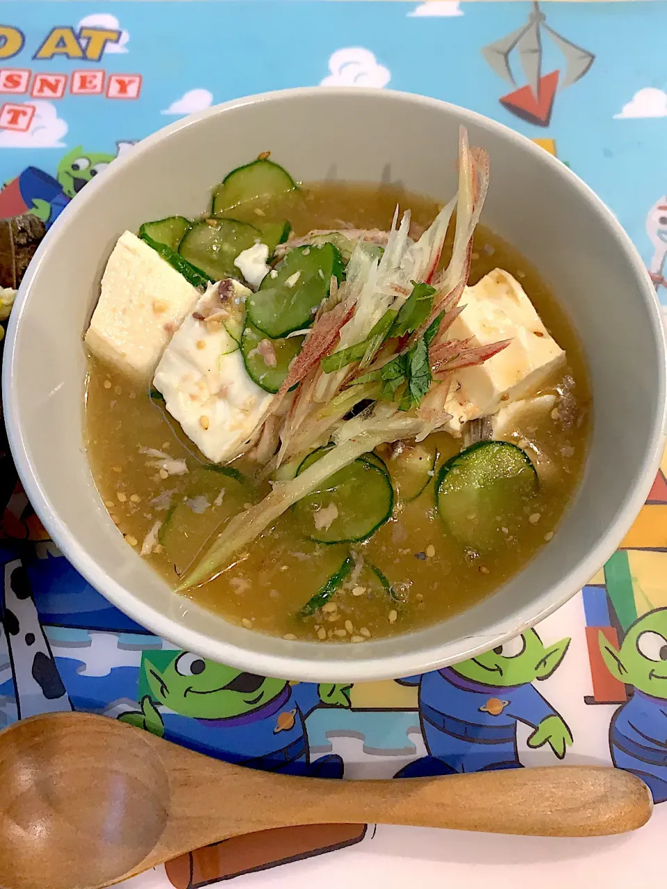 鯖の水煮缶で冷汁ごはん|ぺろたんさん